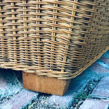 Cargar imagen en el visor de la galería, MAMBA MUEBLES BUTACA BUTACA MAFUMU DE RATÁN NATURAL PARA EXTERIOR O COMEDOR