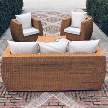 Cargar imagen en el visor de la galería, MAMBA MUEBLES CONJUNTO DE JARDIN MAFUMU DE RATÁN NATURAL SOFAS CONJUNTO DE JARDIN MAFUMU DE RATÁN NATURAL
