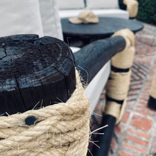 Charger l'image dans la galerie, MAMBA MUEBLES - Muebles de jardín CONJUNTO DE JARDÍN VIÑAMARFIL DE MADERA MACIZA DE PINO Y CUERDA NATURAL SET VIÑAMARFIL COLOR CLAROSCURO