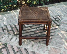 Cargar imagen en el visor de la galería, MAMBA MUEBLES TABURETE TABURETE MASAI DE RATÁN NATURAL PARA EXTERIOR O COMEDOR