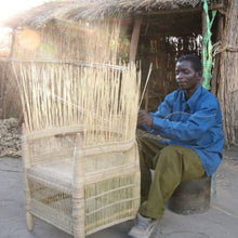 Cargar imagen en el visor de la galería, SILLA MALAWI. LA ORIGINAL. MADERA NATURAL.
