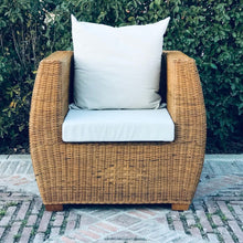 Cargar imagen en el visor de la galería, MAMBA MUEBLES BUTACA BUTACA MAFUMU DE RATÁN NATURAL PARA EXTERIOR O COMEDOR
